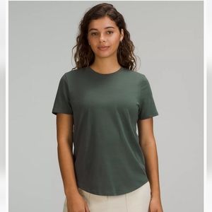 Bundle of 2 Lululemon Love Crew t-shirts